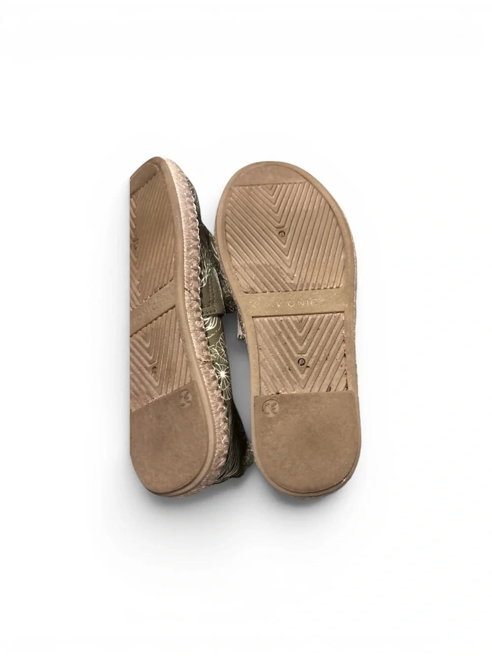 Vionic Beach Laguna Espadrille Slip on Loafers in Seaweed Coral Print 5